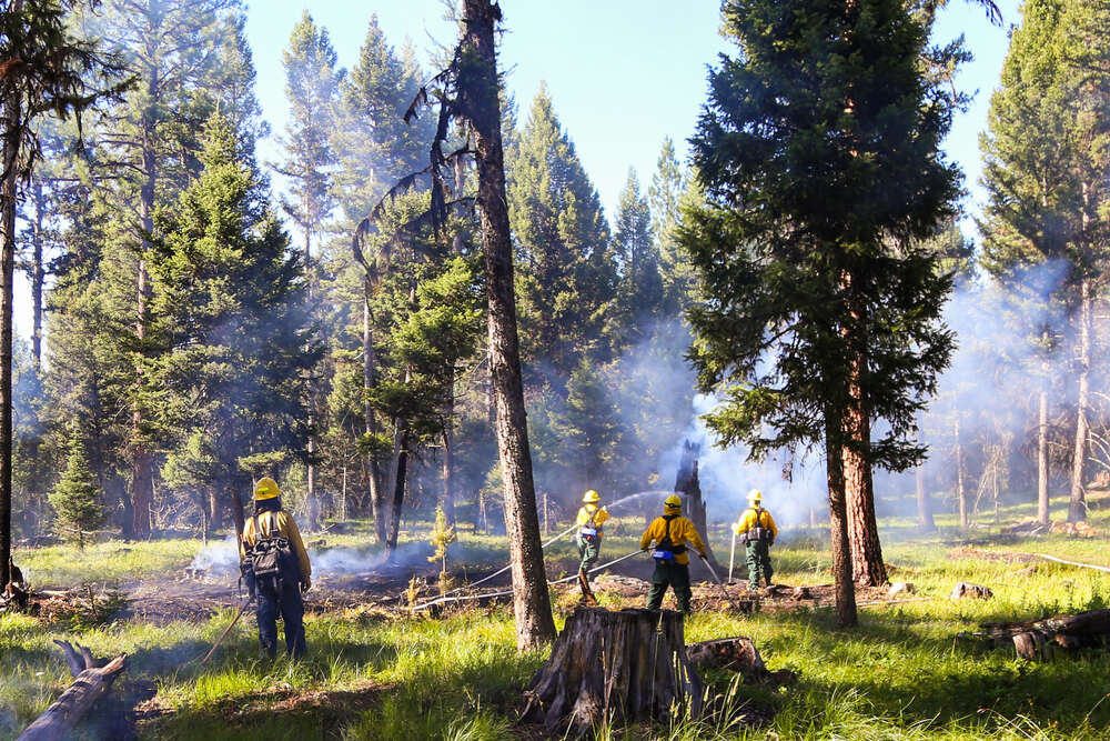 Fire sparks in Double Arrow Ranch, firefighters knock it down - Seeley ...